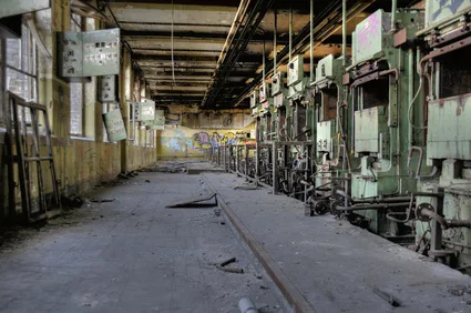 Alte Industrieanlage vor der Demontage